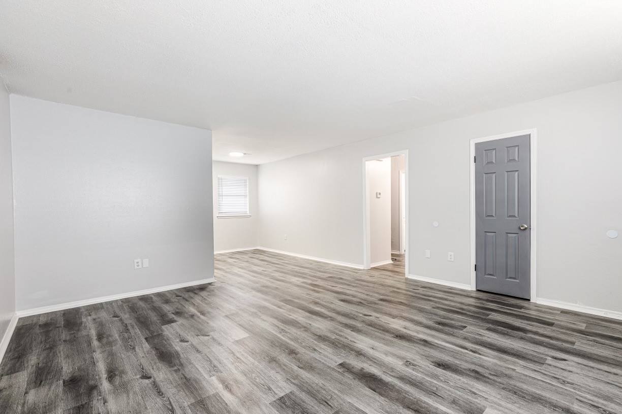 10 SW 69th St, Lawton, OK 73505