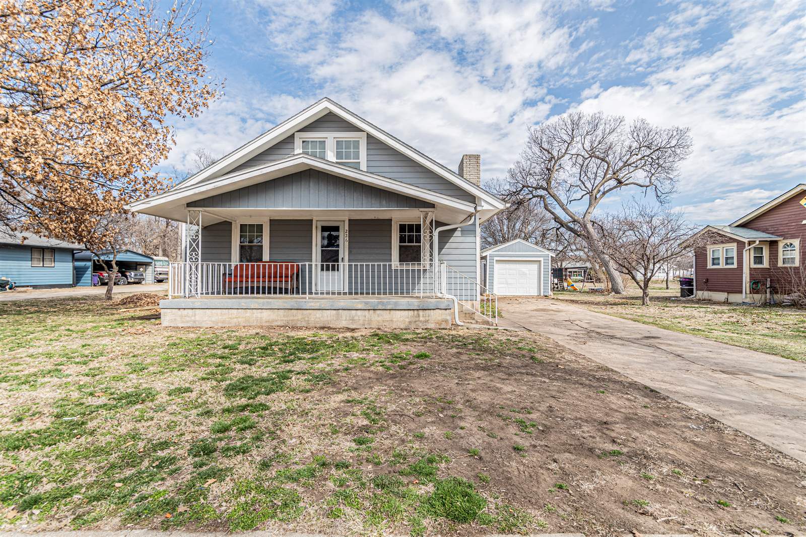 226 East 5th, Chapman, KS 67431