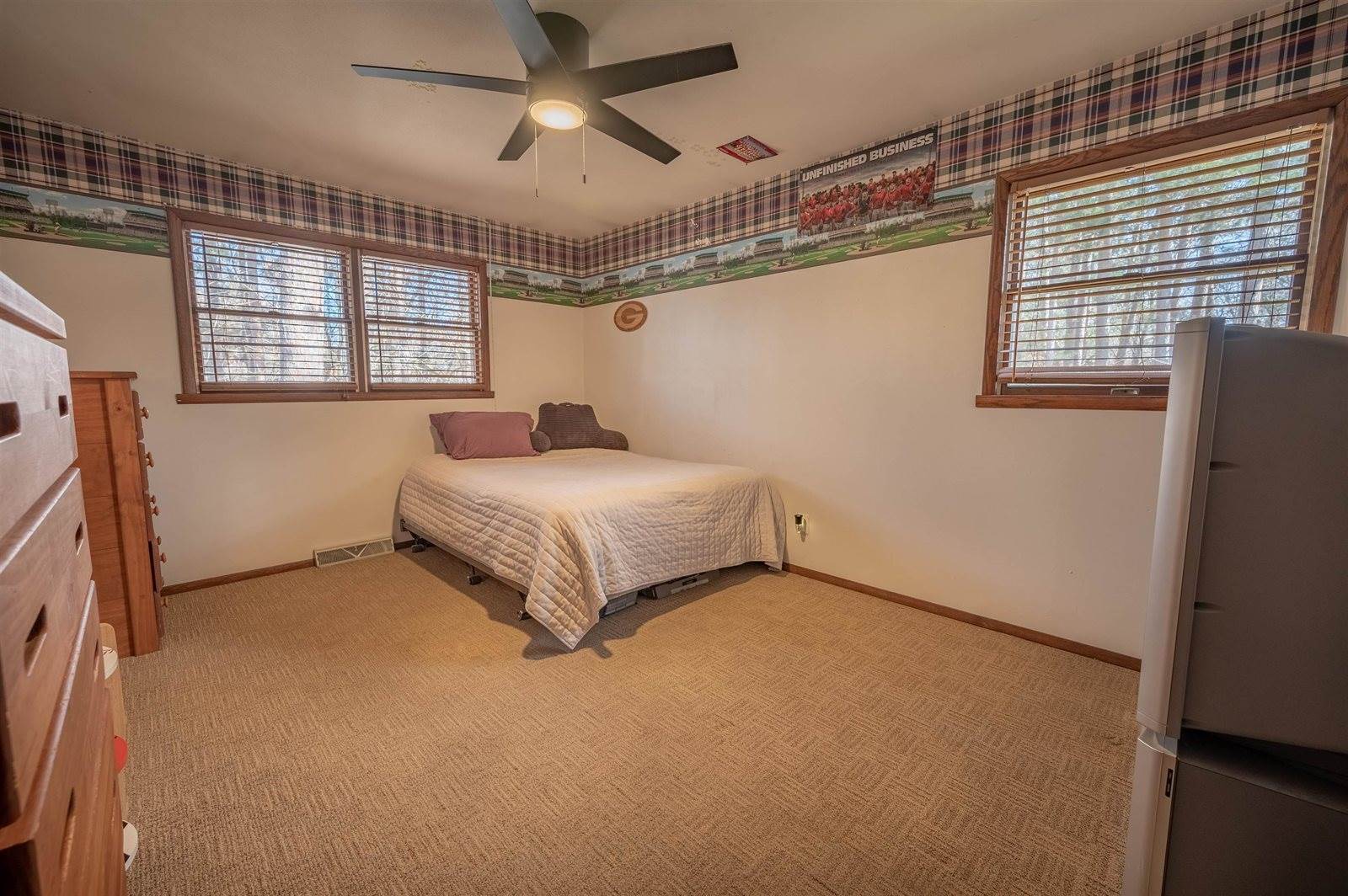 2250 Heatherton Lane, Plover, WI 54467