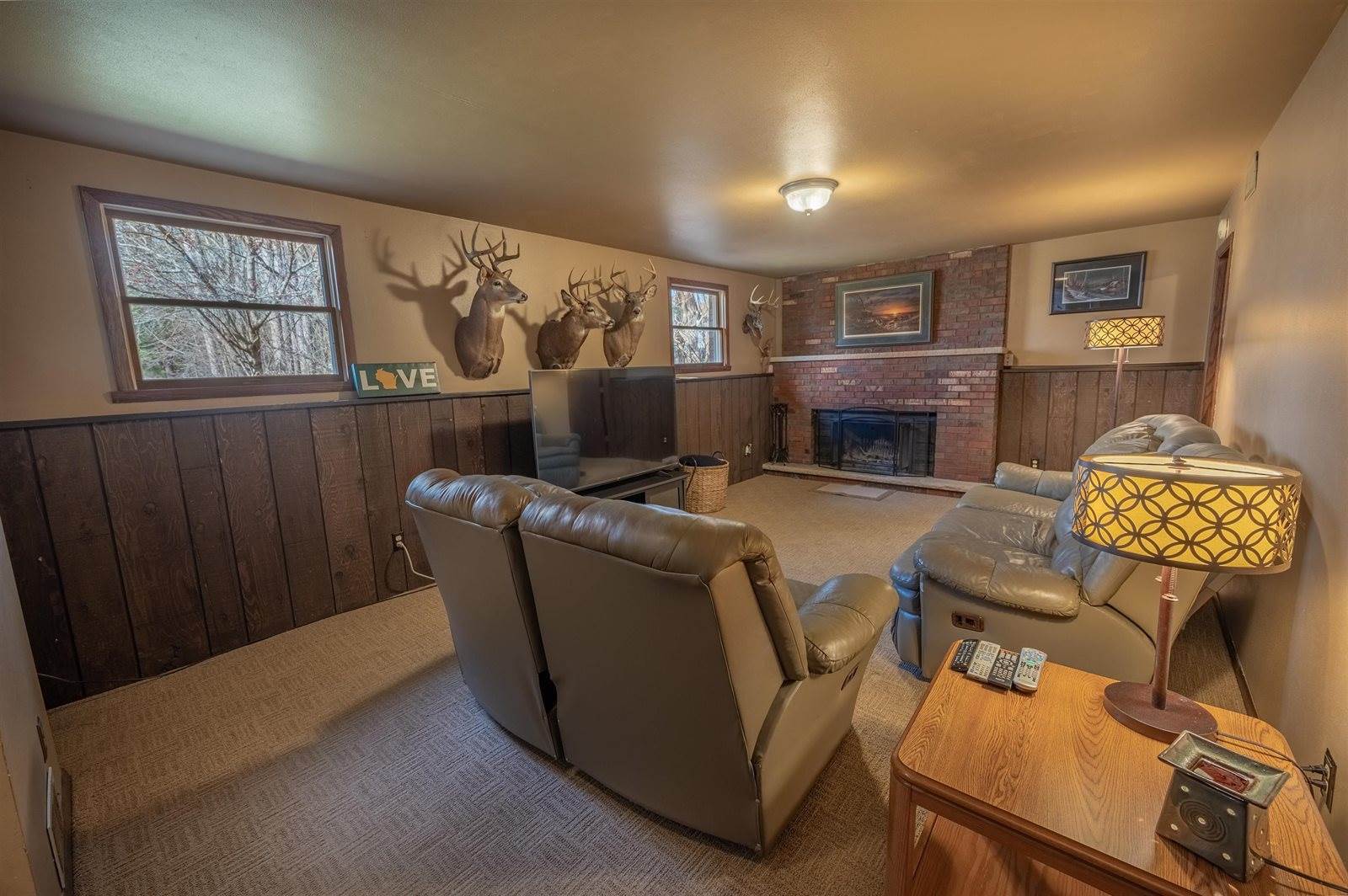 2250 Heatherton Lane, Plover, WI 54467