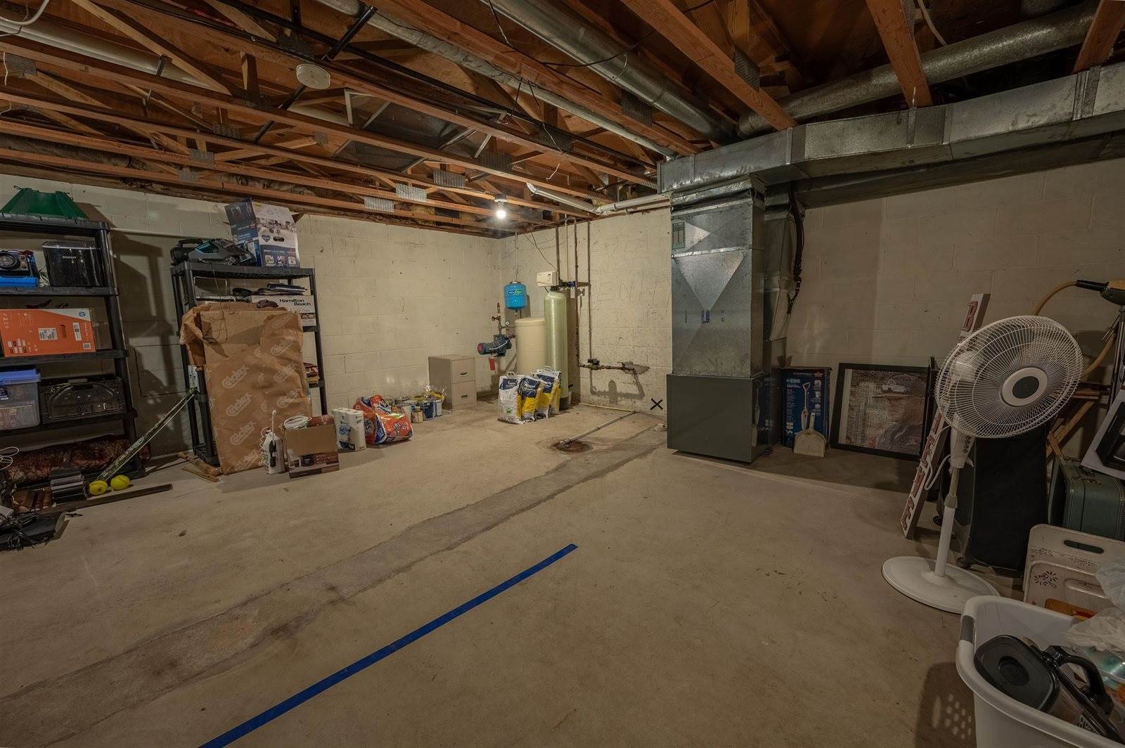 2250 Heatherton Lane, Plover, WI 54467