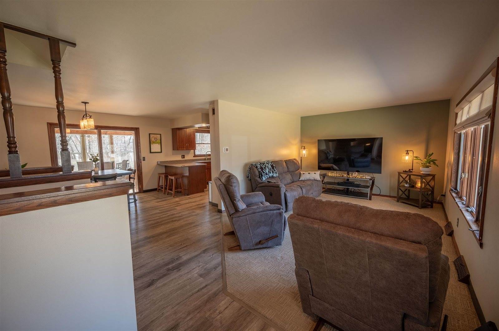 2250 Heatherton Lane, Plover, WI 54467