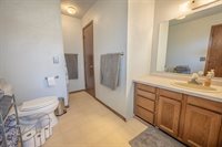 2250 Heatherton Lane, Plover, WI 54467