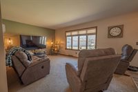2250 Heatherton Lane, Plover, WI 54467