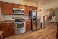 2250 Heatherton Lane, Plover, WI 54467