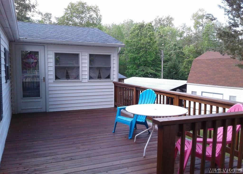 422 Boardman Drive, Bracey, VA 23919