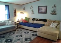 422 Boardman Drive, Bracey, VA 23919