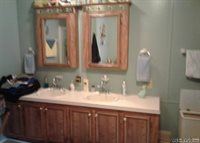 422 Boardman Drive, Bracey, VA 23919