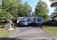 422 Boardman Drive, Bracey, VA 23919