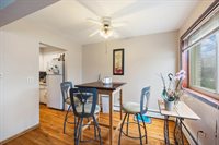 1415 West Pratt Boulevard, Chicago, IL 60626