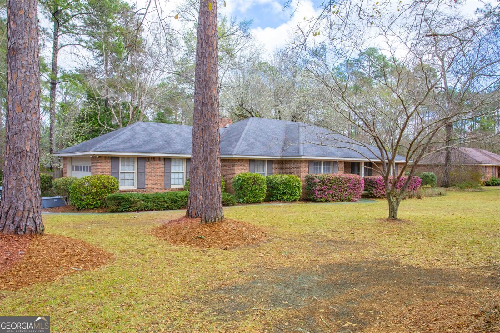 108 Oak Hollow Drive, Statesboro, GA 30458