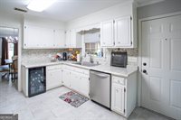 108 Oak Hollow Drive, Statesboro, GA 30458