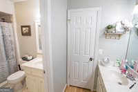 108 Oak Hollow Drive, Statesboro, GA 30458