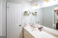 108 Oak Hollow Drive, Statesboro, GA 30458