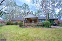 108 Oak Hollow Drive, Statesboro, GA 30458