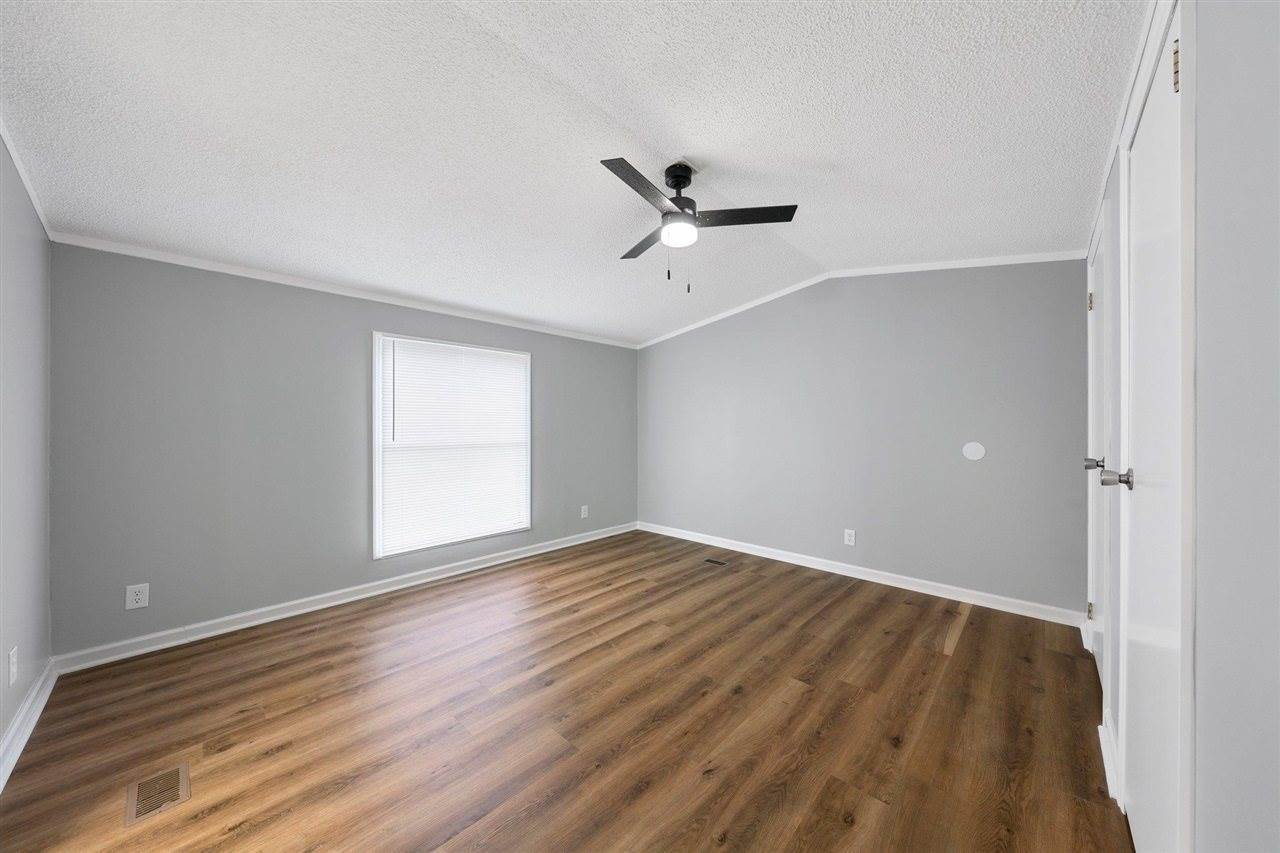 342 No Tree Lane, Glasgow, KY 42141