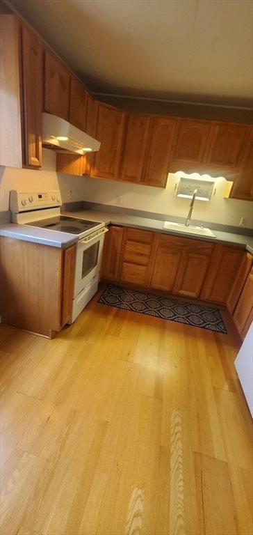 7 Strong Road, Southampton, MA 01073