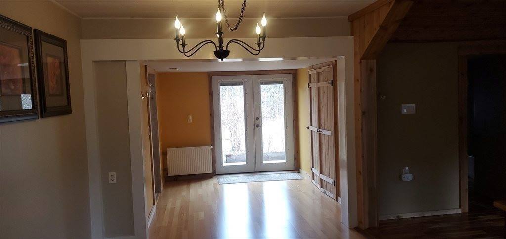 7 Strong Road, Southampton, MA 01073