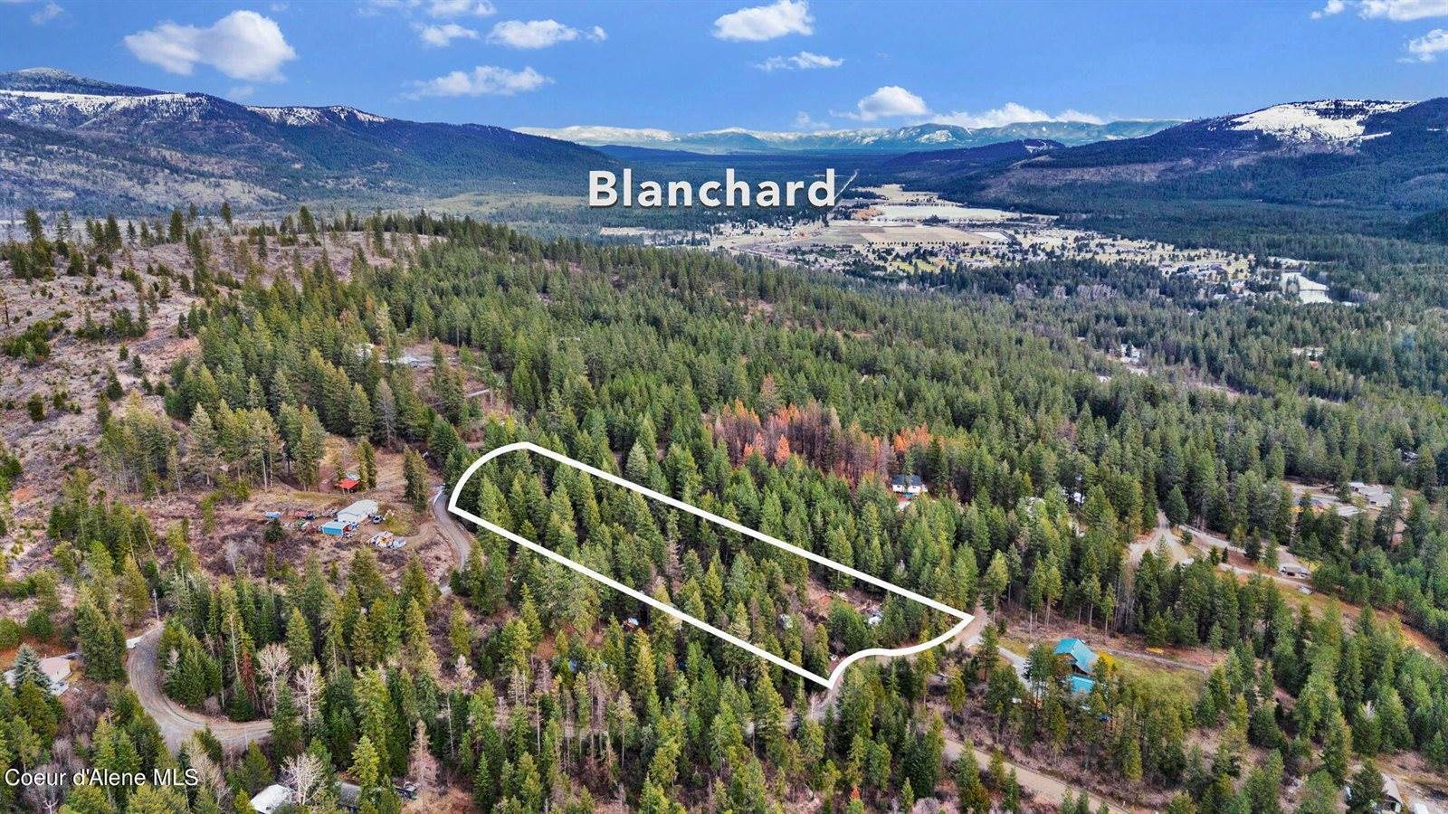 53 Lakeview Dr, Blanchard, ID 83804