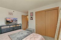 8411 Lexington Pl, Pleasant Prairie, WI 53158