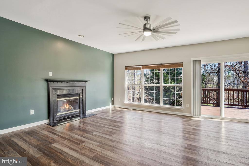 10065 Cairn Mountain Way, Bristow, VA 20136