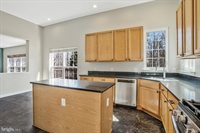 10065 Cairn Mountain Way, Bristow, VA 20136