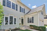 10065 Cairn Mountain Way, Bristow, VA 20136