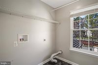 10065 Cairn Mountain Way, Bristow, VA 20136