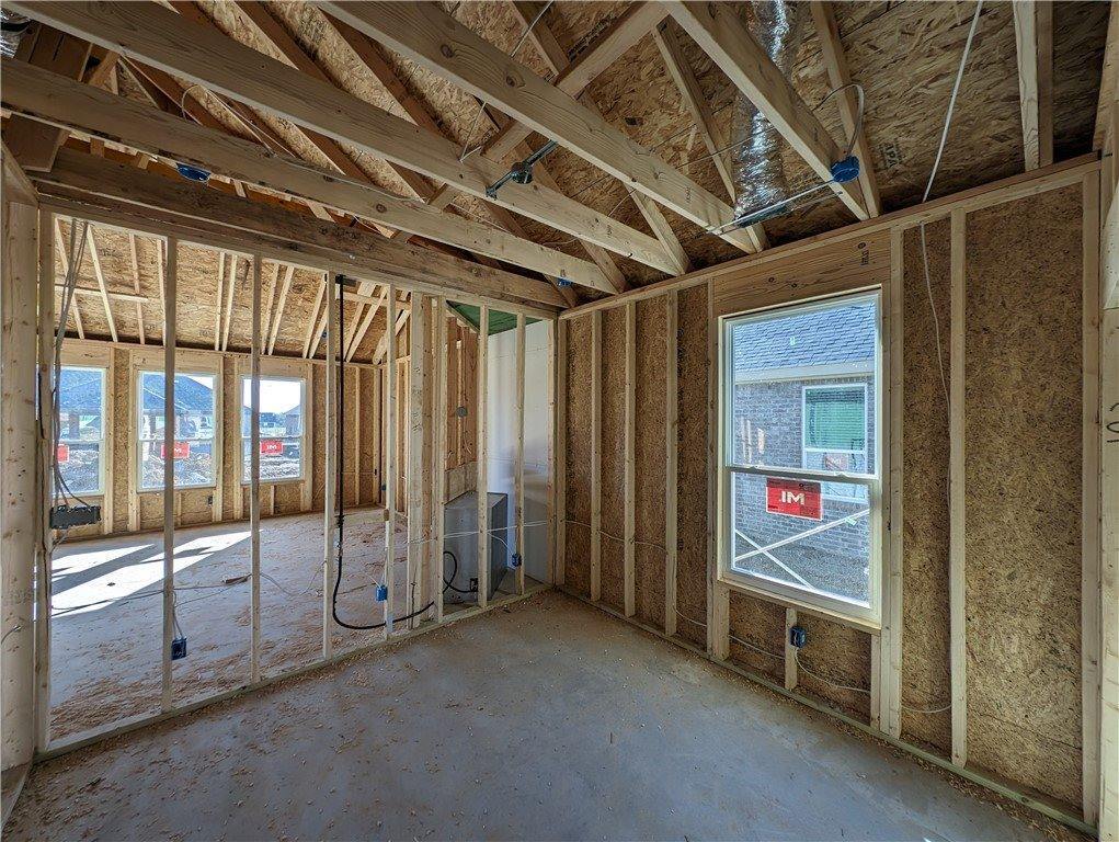 731 Dillon Street, Bentonville, AR 72713