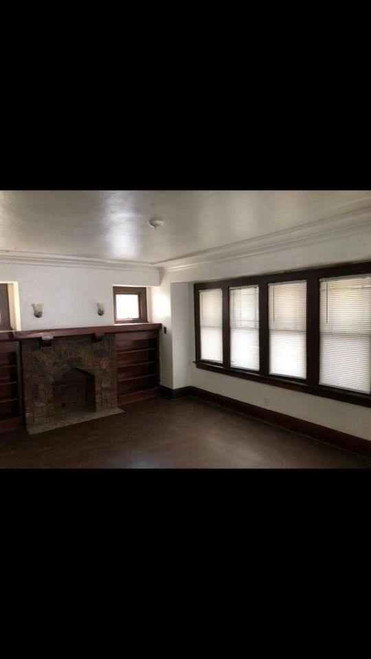 3710 N 26th St, Milwaukee, WI 53206