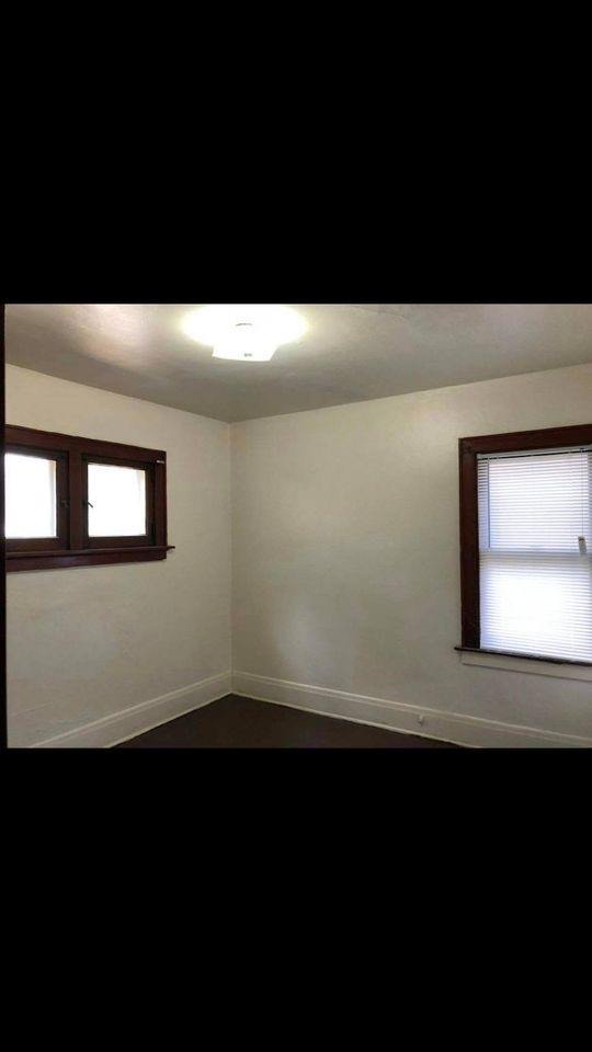 3710 N 26th St, Milwaukee, WI 53206