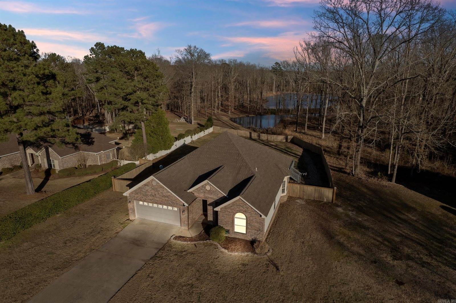 380 McKenzie, Hensley, AR 72065
