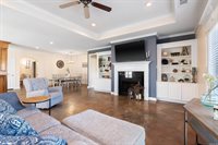 380 McKenzie, Hensley, AR 72065