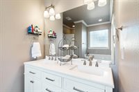 380 McKenzie, Hensley, AR 72065