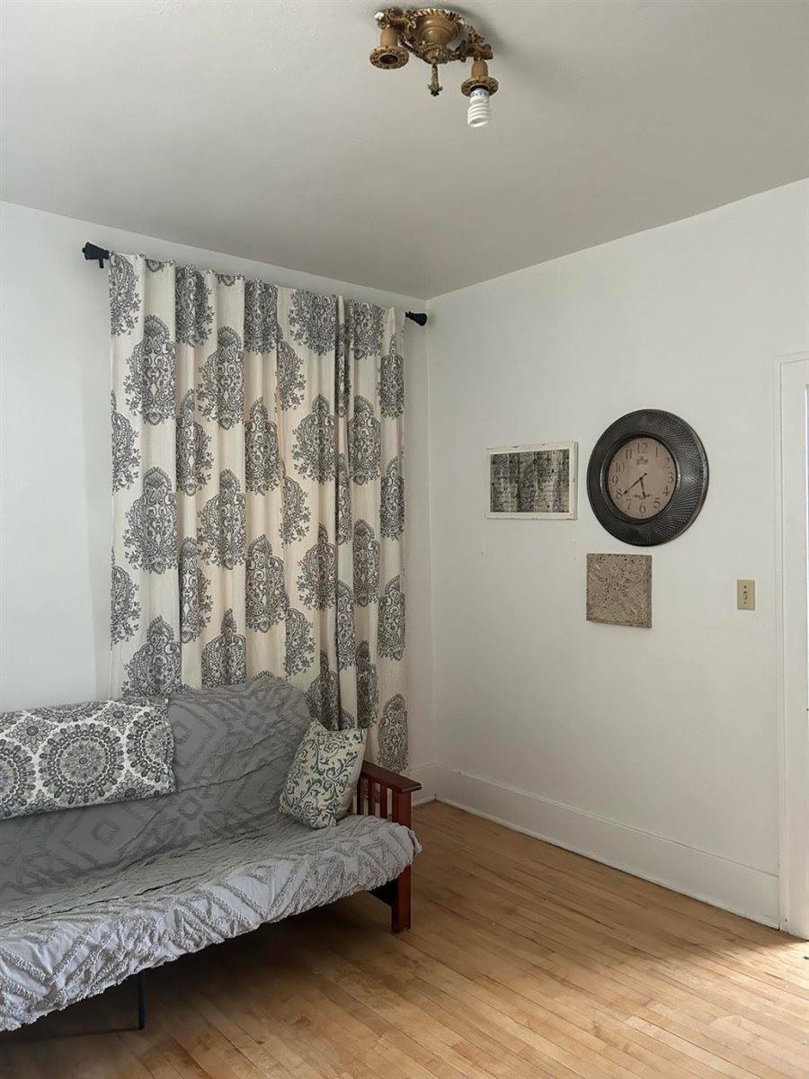 16 South Virginia Street, Conrad, MT 59425