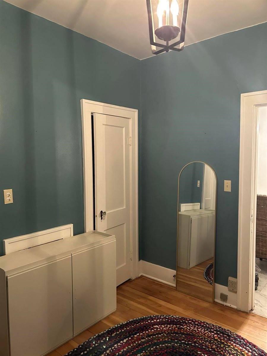 16 South Virginia Street, Conrad, MT 59425