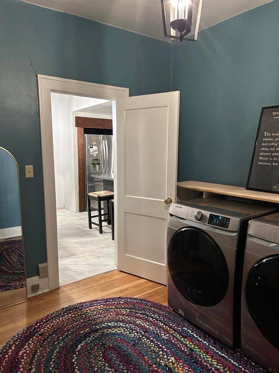 16 South Virginia Street, Conrad, MT 59425