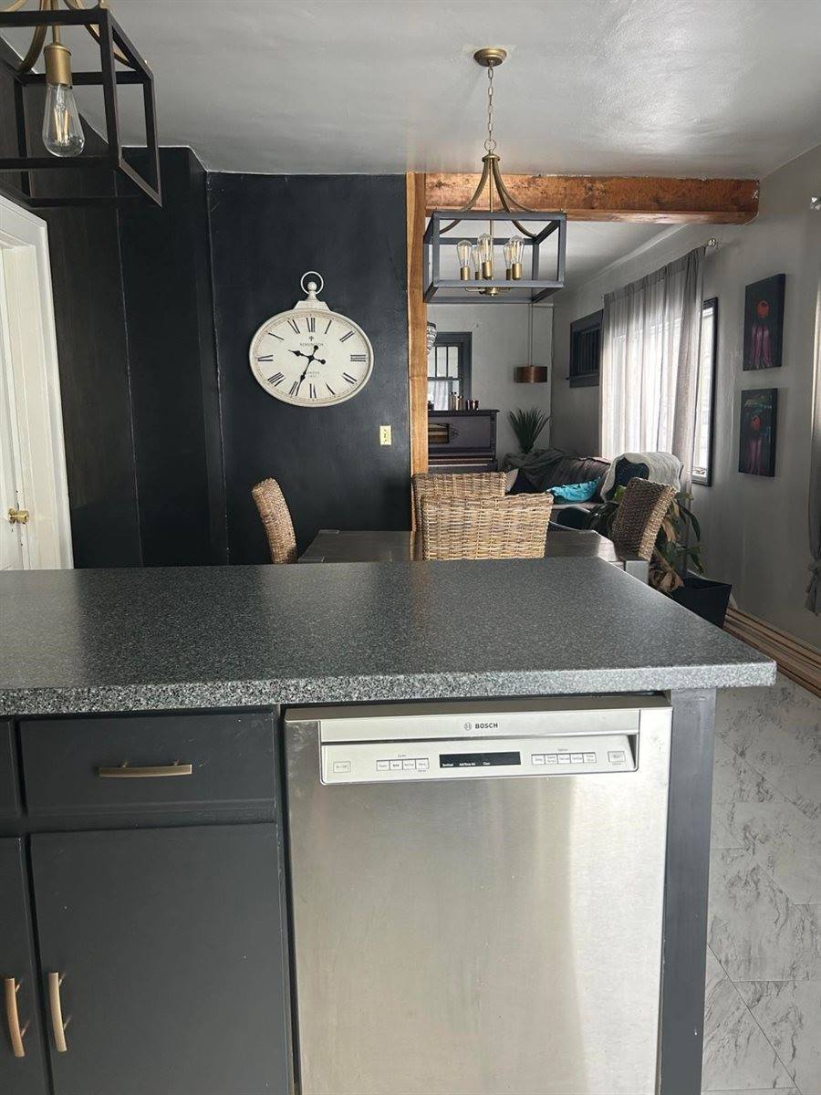 16 South Virginia Street, Conrad, MT 59425