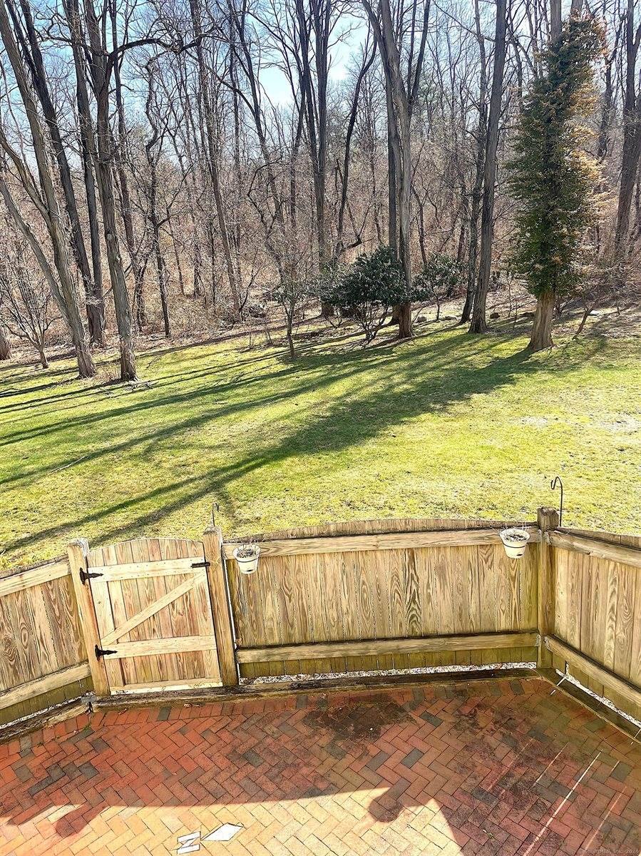 71 Simsbury, Simsbury, CT 06070