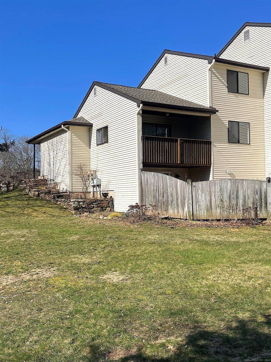 71 Simsbury, Simsbury, CT 06070
