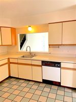 71 Simsbury, Simsbury, CT 06070