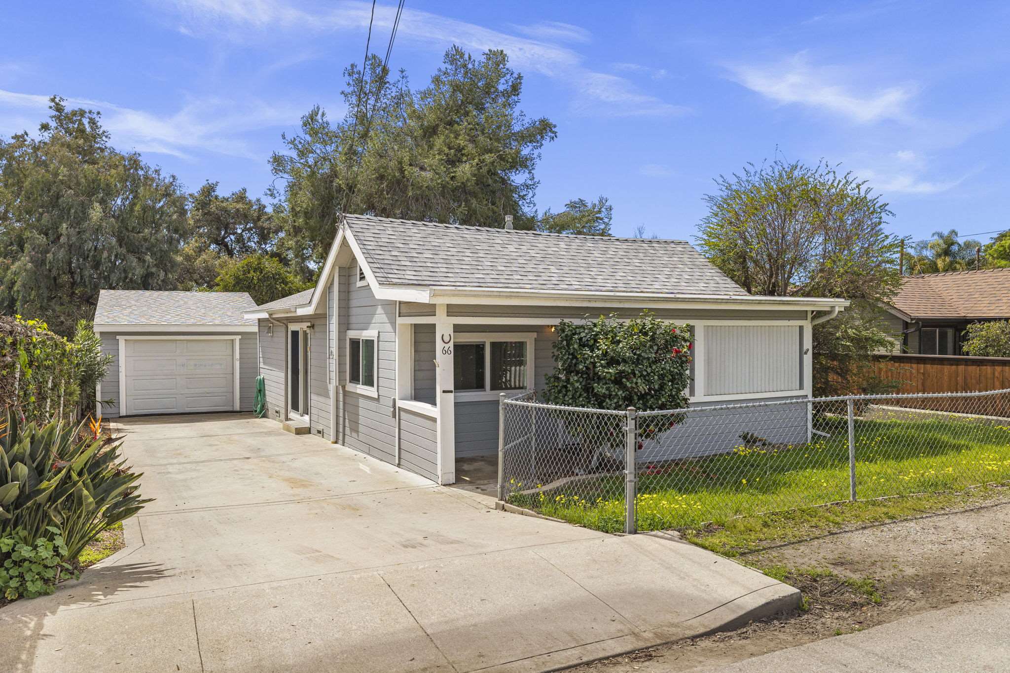 66 W. Oak View Avenue, Oak View, CA 93022