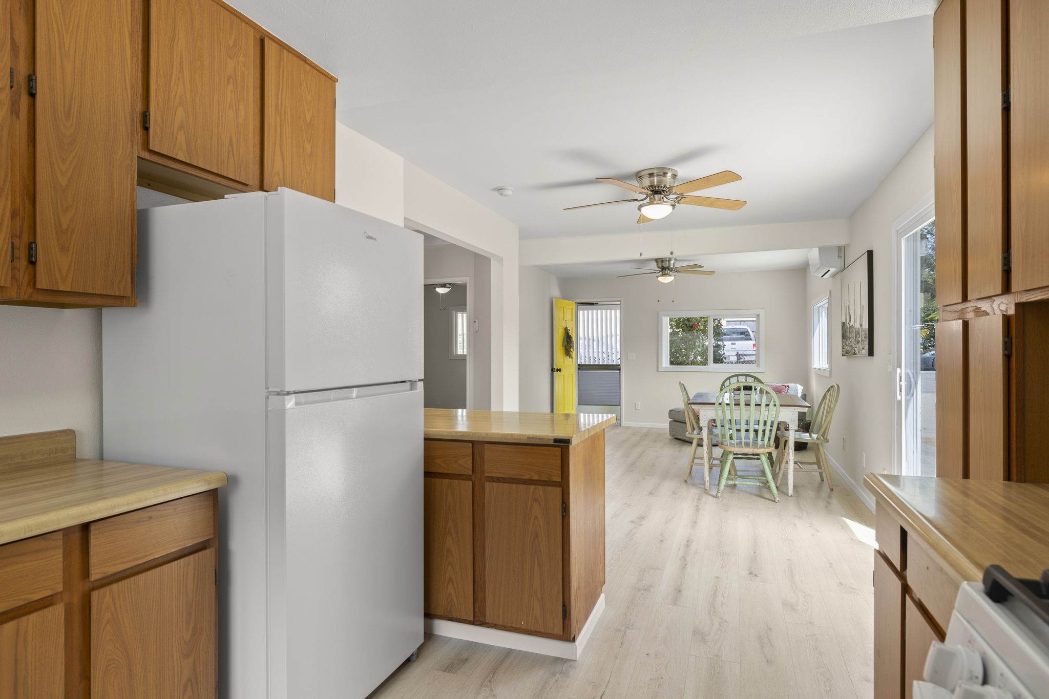 66 W. Oak View Avenue, Oak View, CA 93022