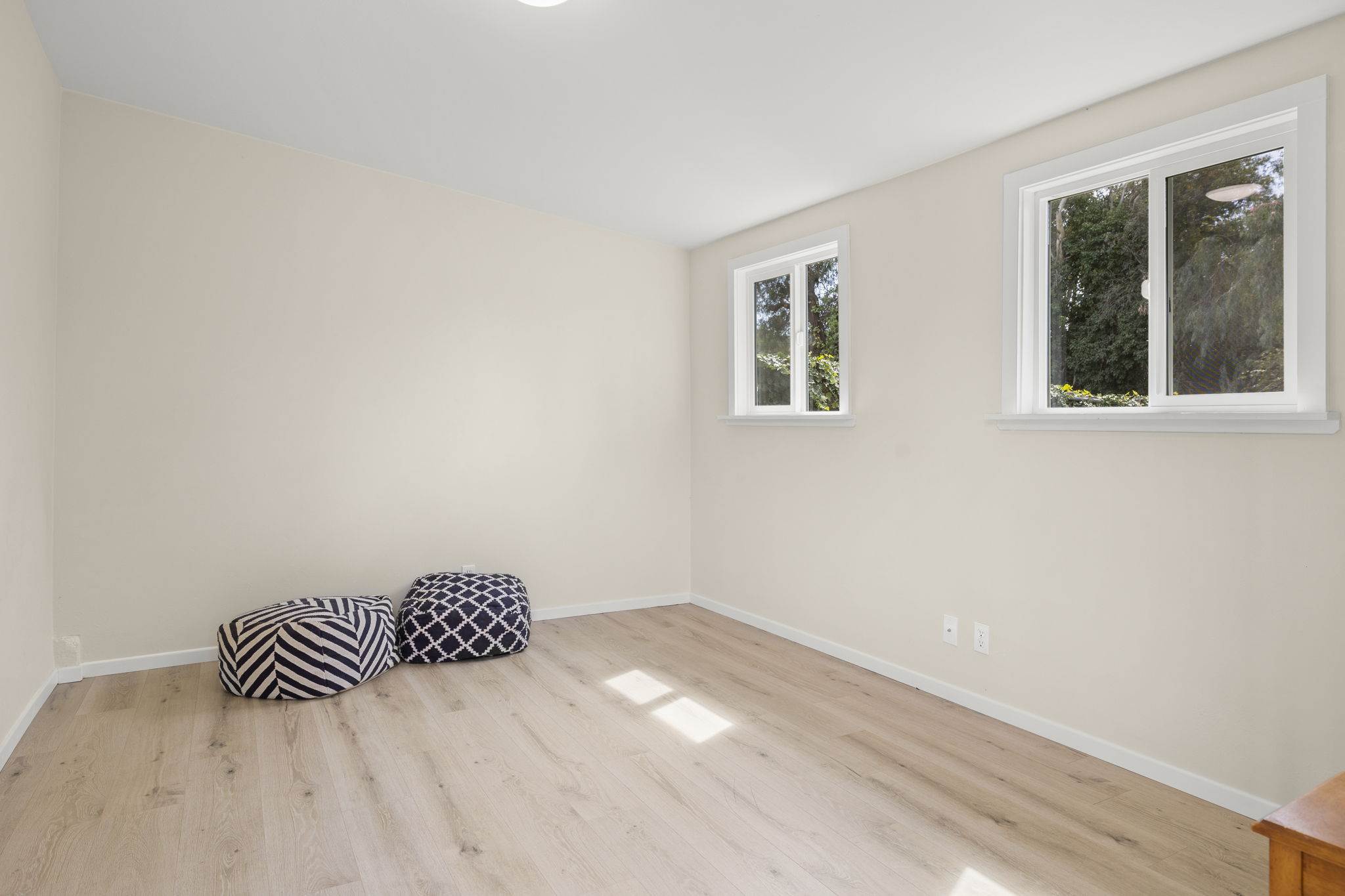 66 W. Oak View Avenue, Oak View, CA 93022