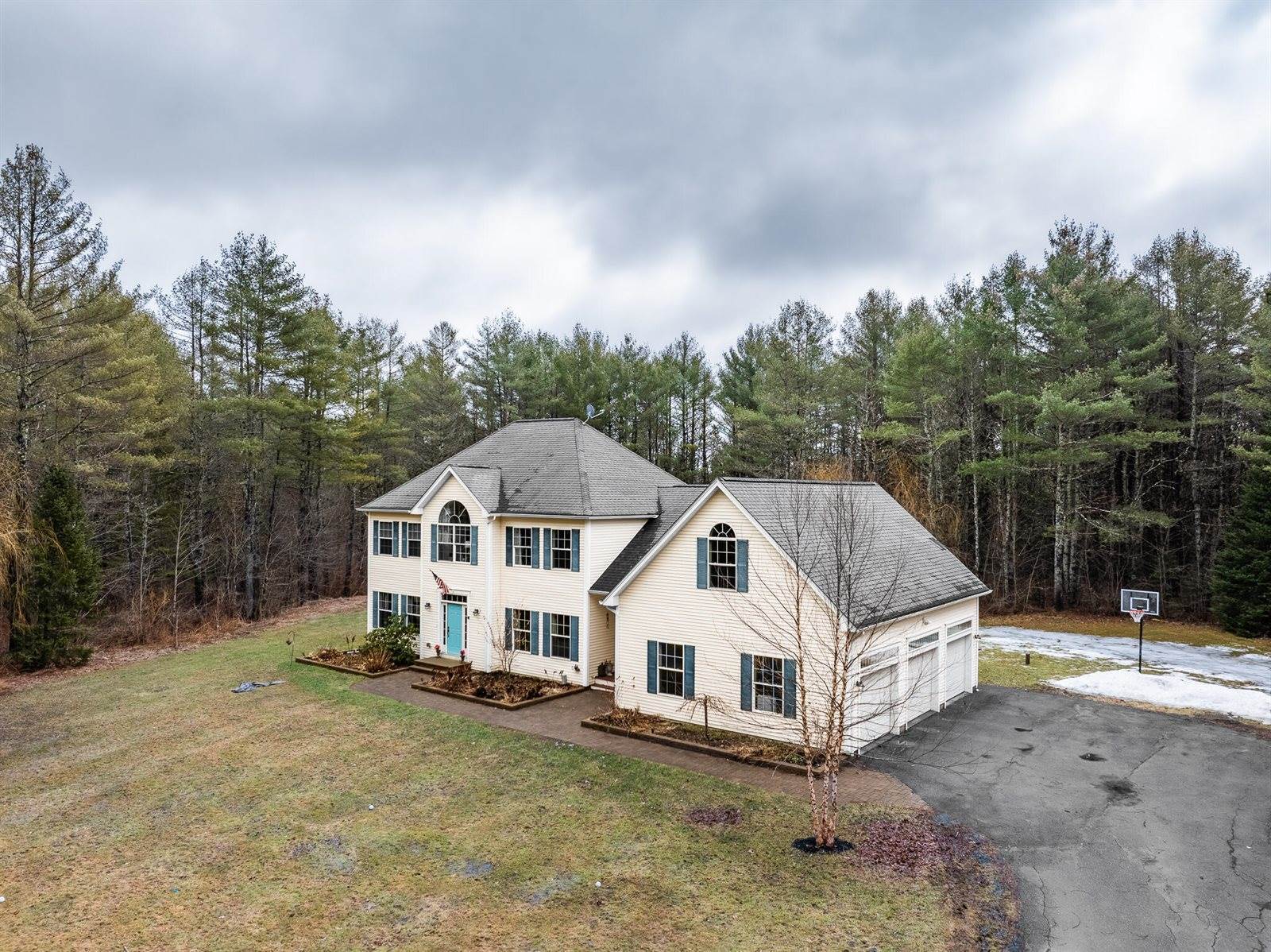 104 Town Farm Road, Hampden, ME 04444