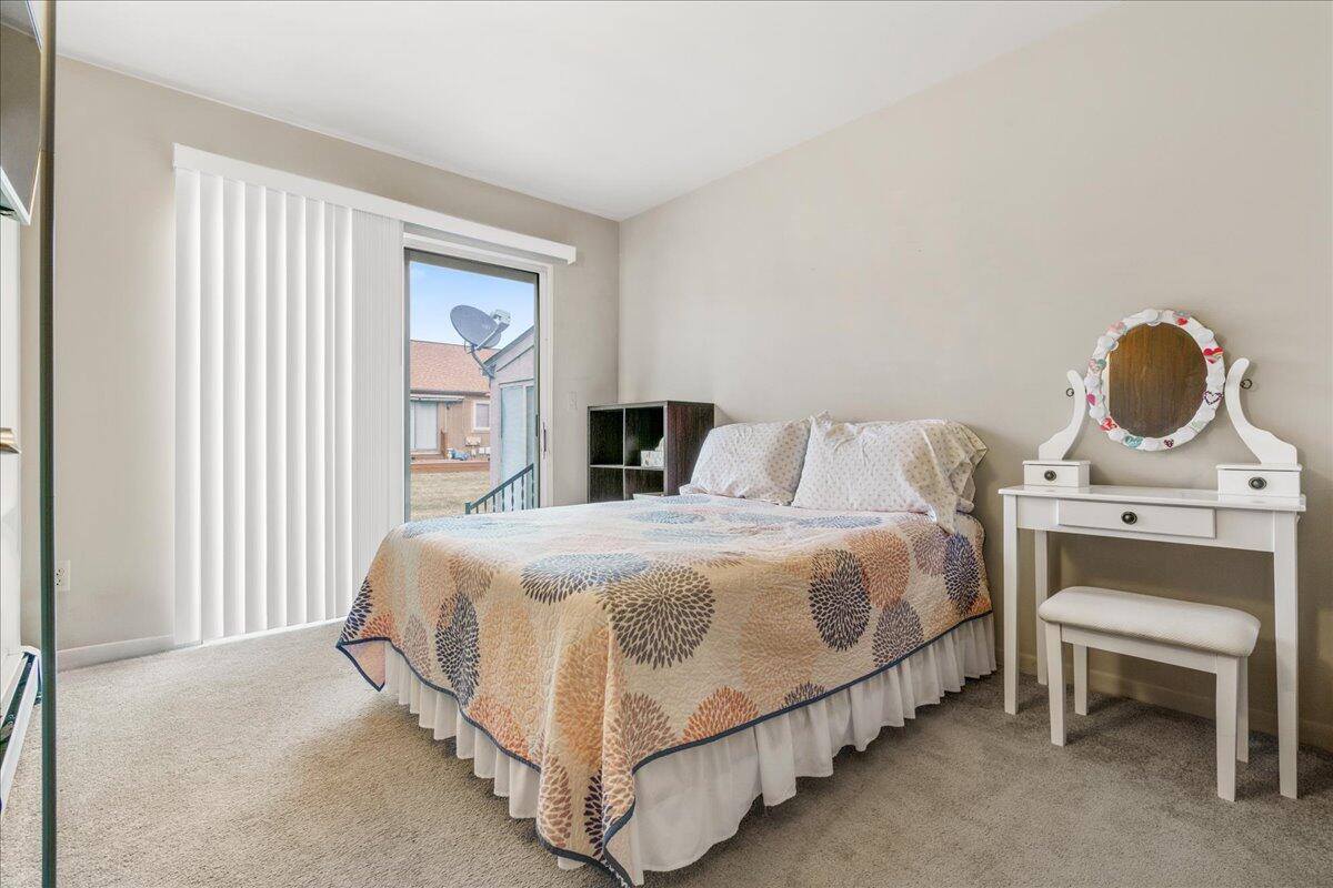 25329 Potomac Drive, South Lyon, MI 48178