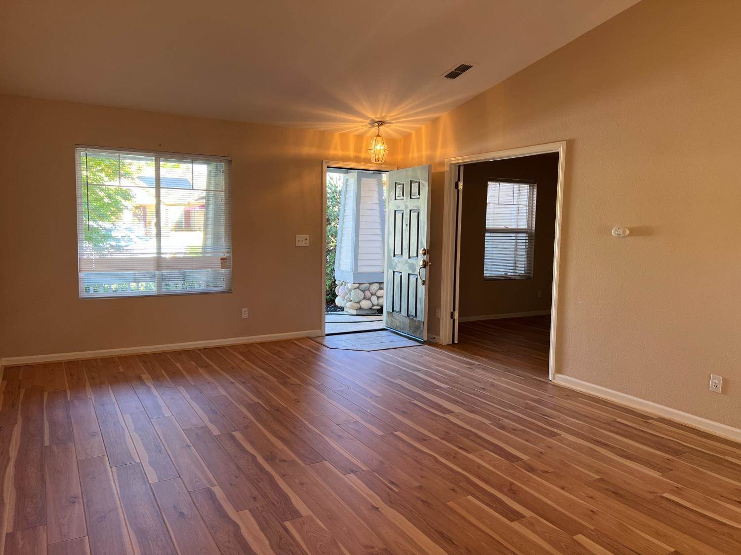 983 Seabough Court, Folsom, CA 95630