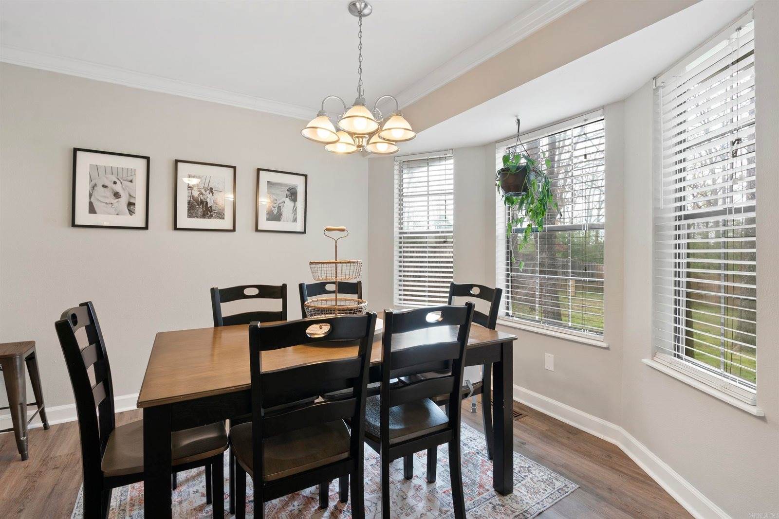 83 Stoneledge Drive, Maumelle, AR 72113