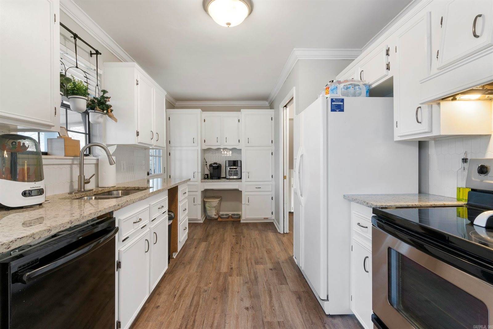 83 Stoneledge Drive, Maumelle, AR 72113