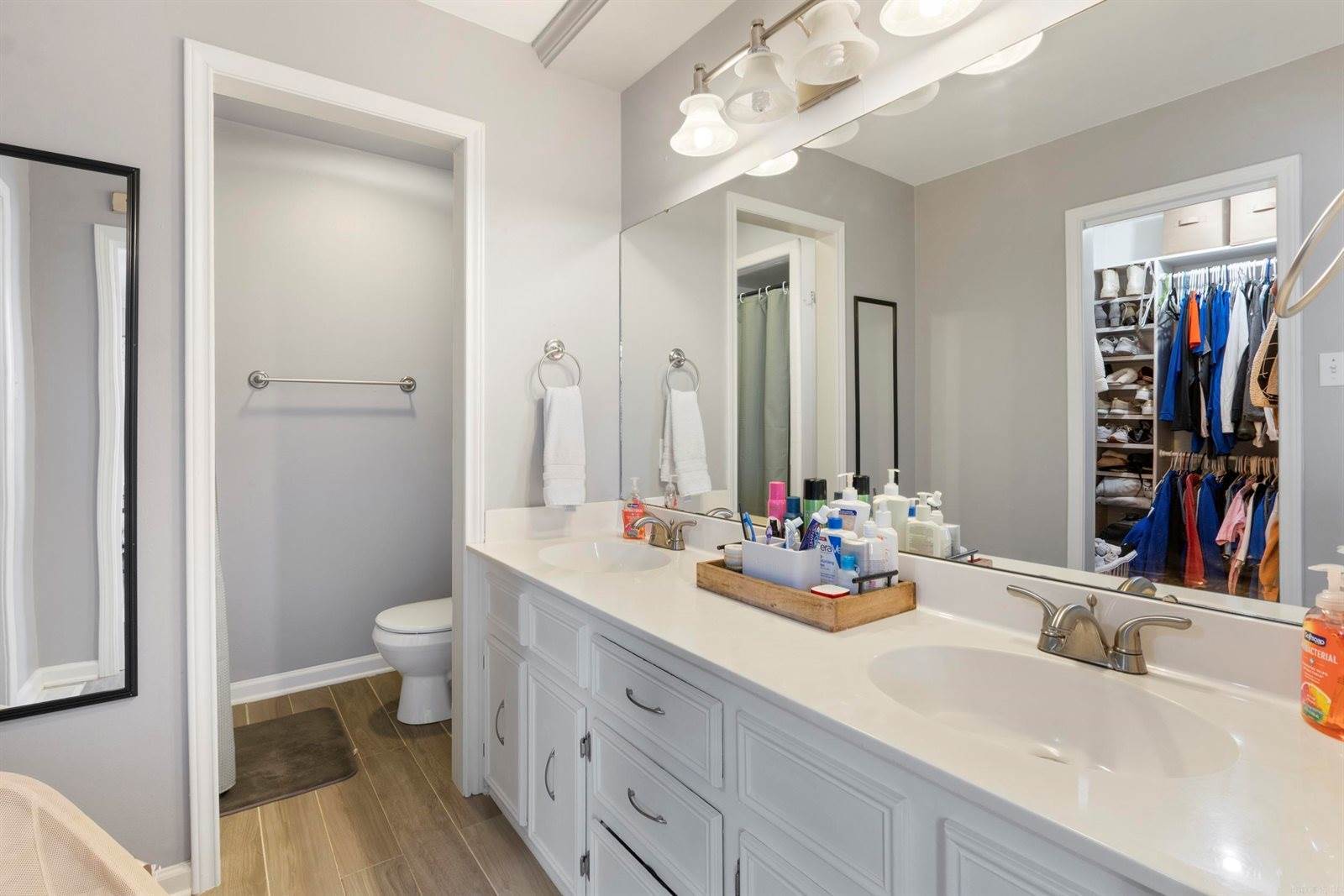 83 Stoneledge Drive, Maumelle, AR 72113